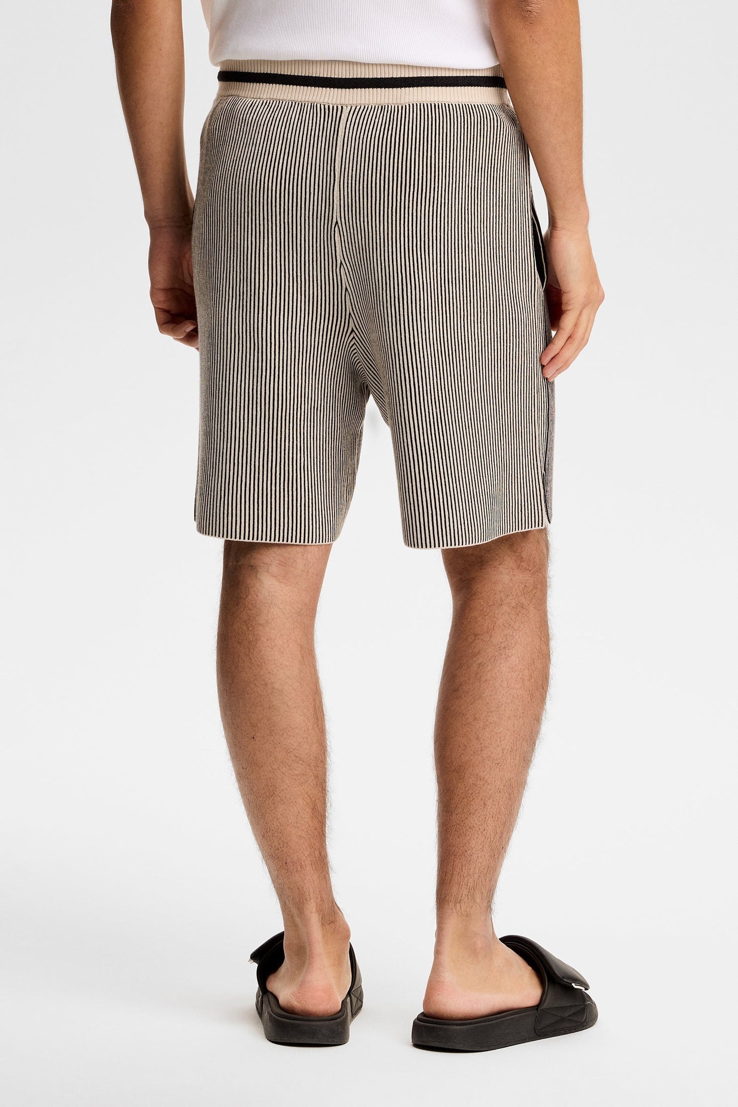 Simon Knitted Shorts / Moonbeam