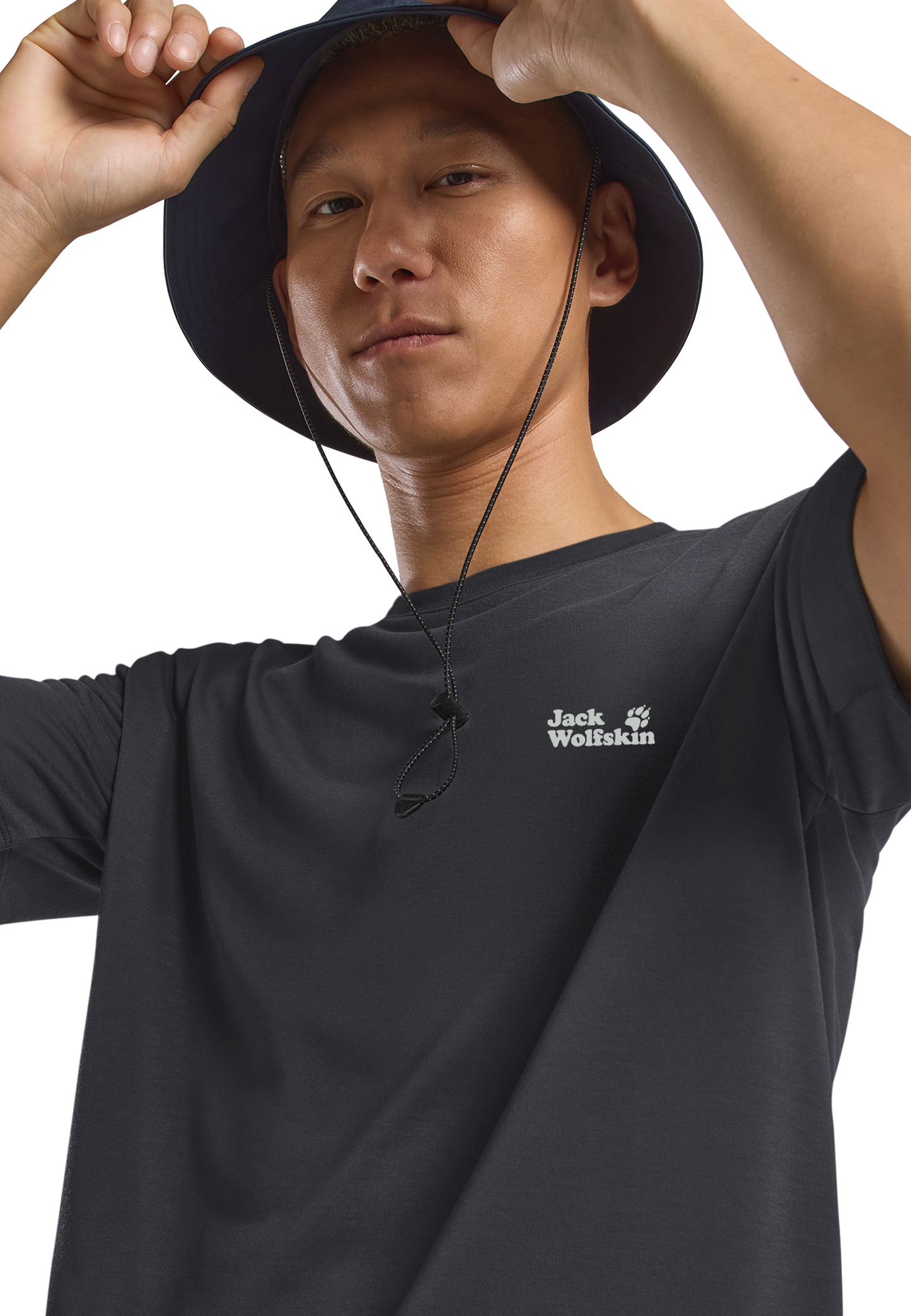VONNAN GRAPHIC T M